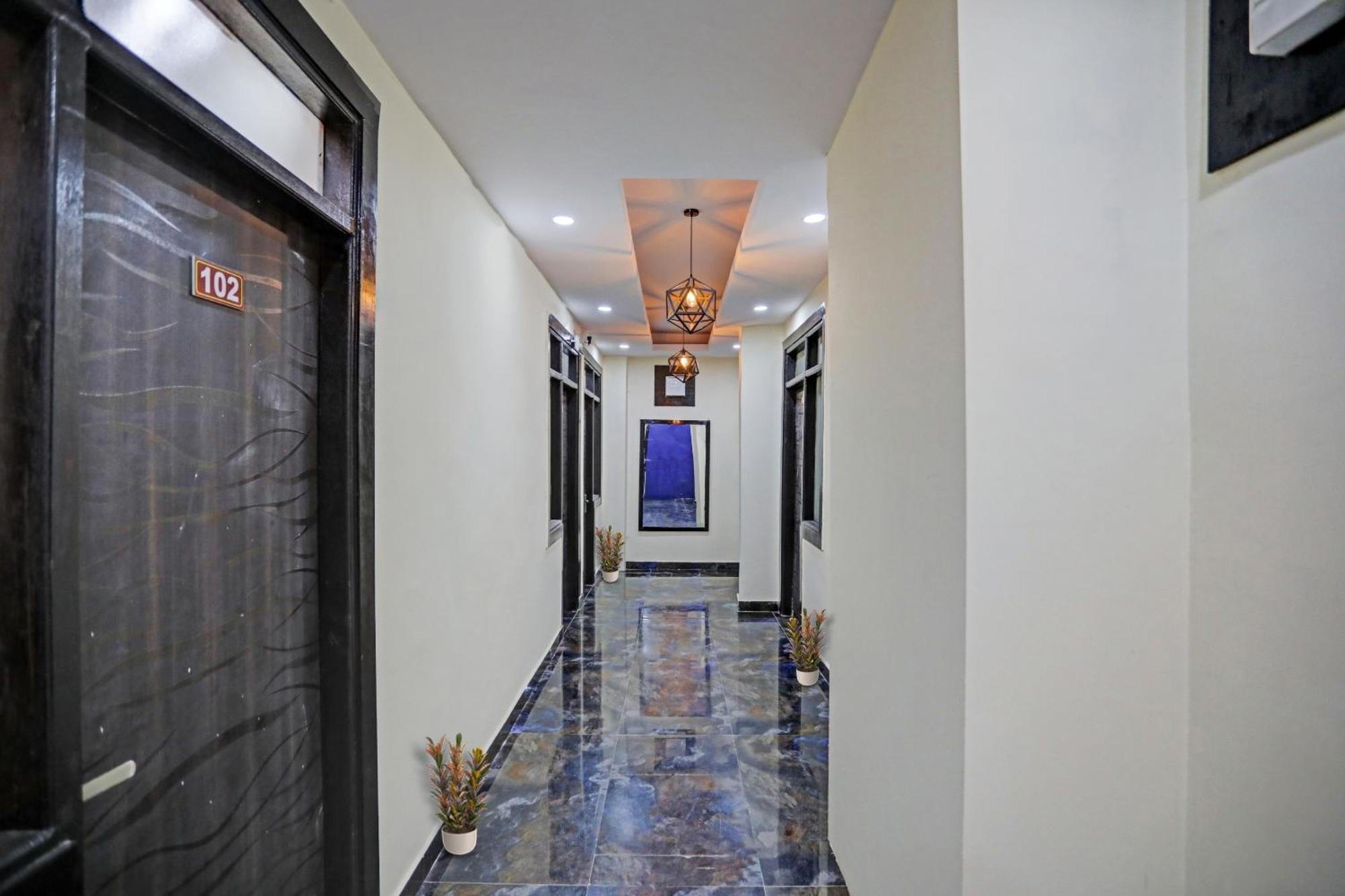 فندق Flagship Grand Imperial Near Worlds Of Wonder Kālkāji Devi المظهر الخارجي الصورة